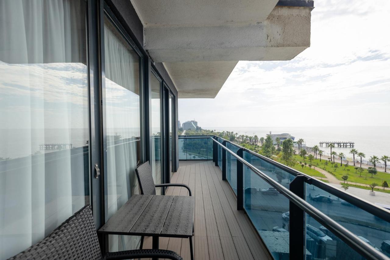 The Spot Apartments - Orbi Beach Tower Batumi Kültér fotó
