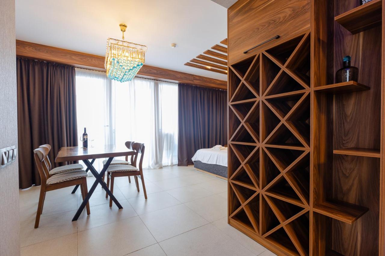 The Spot Apartments - Orbi Beach Tower Batumi Kültér fotó