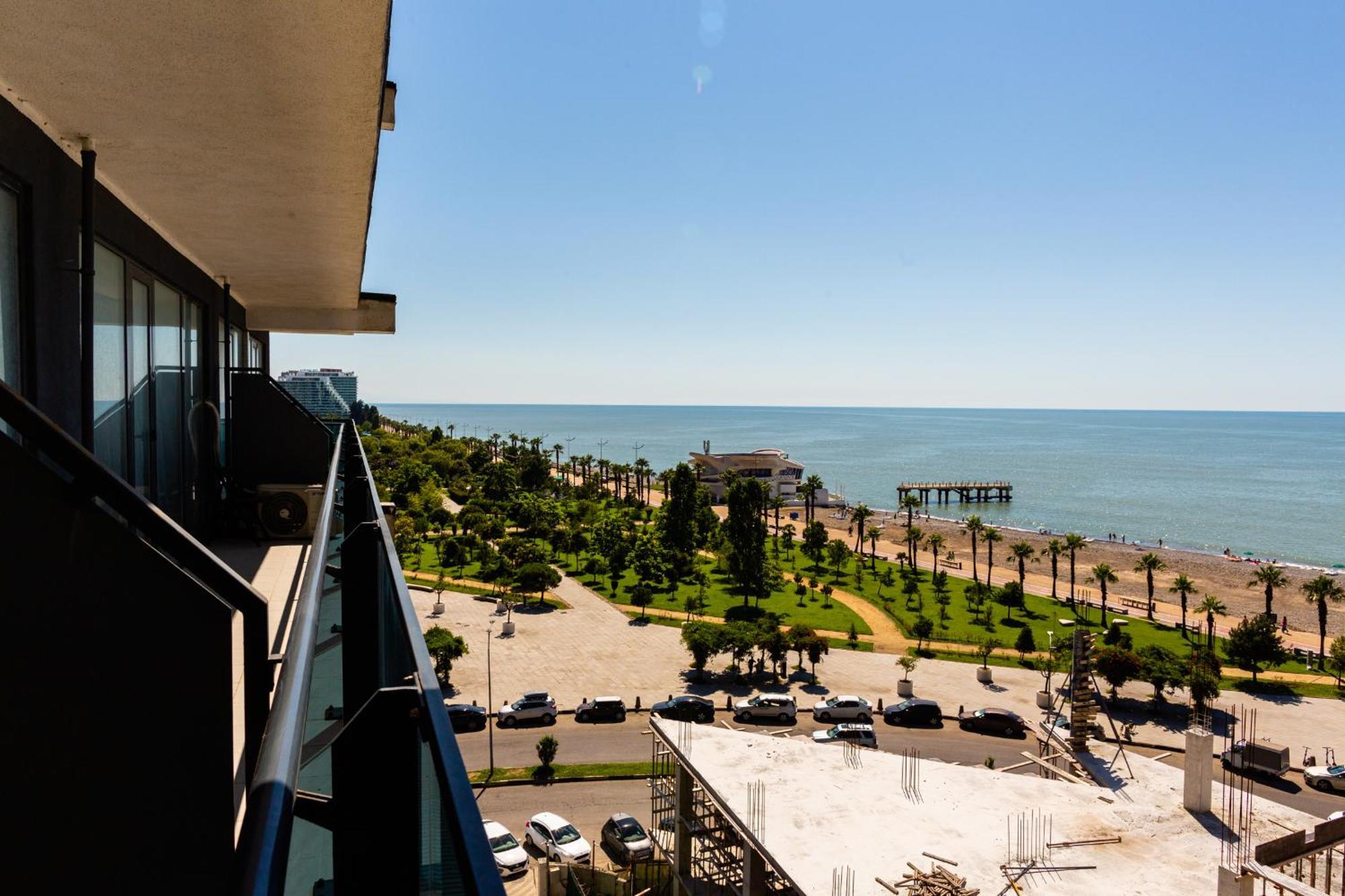 The Spot Apartments - Orbi Beach Tower Batumi Kültér fotó
