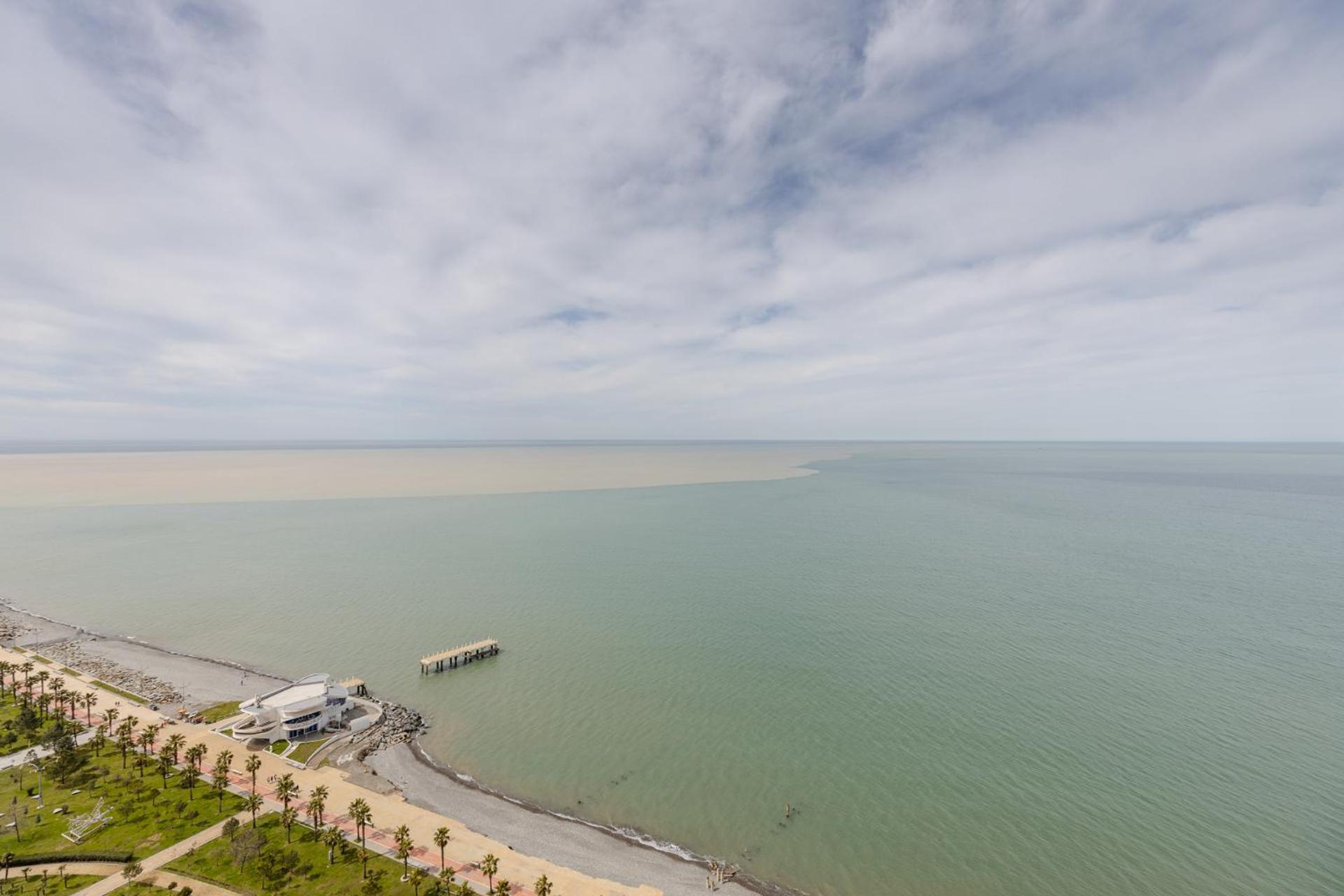 The Spot Apartments - Orbi Beach Tower Batumi Kültér fotó